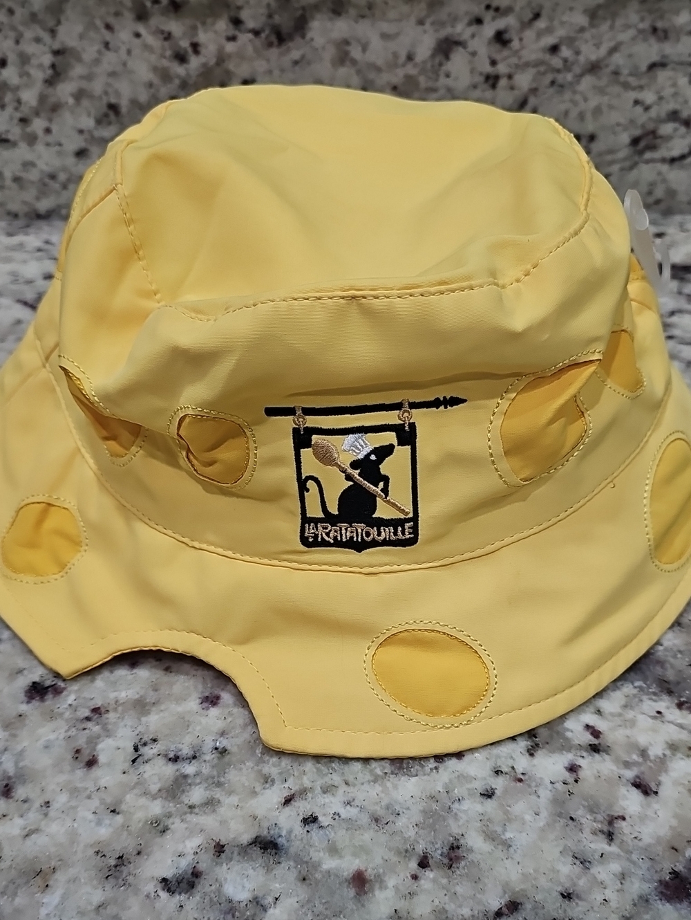 Disney Parks Ratatouille Remy Cheese Bucket Hat Yellow Swiss Cheese One Size NWT